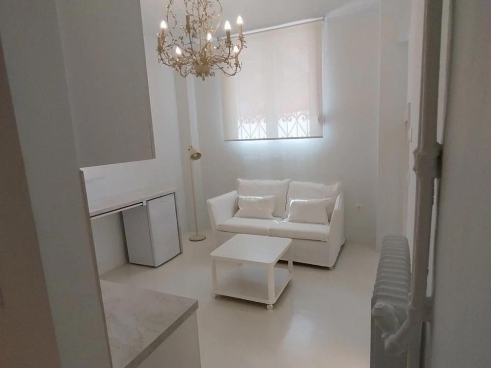 Stylish Small In Pagkrati Close To Metro Athens